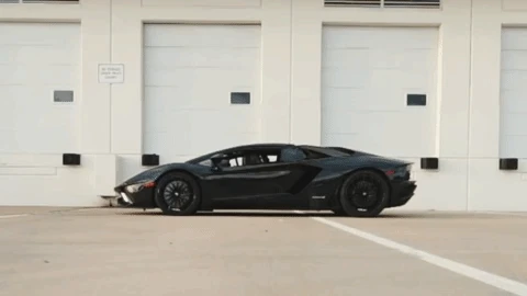 Representative Lamborghini Aventador rental planning image