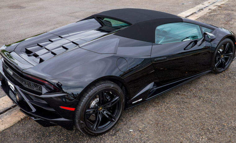 Lamborghini Huracan EVO Spyder Black